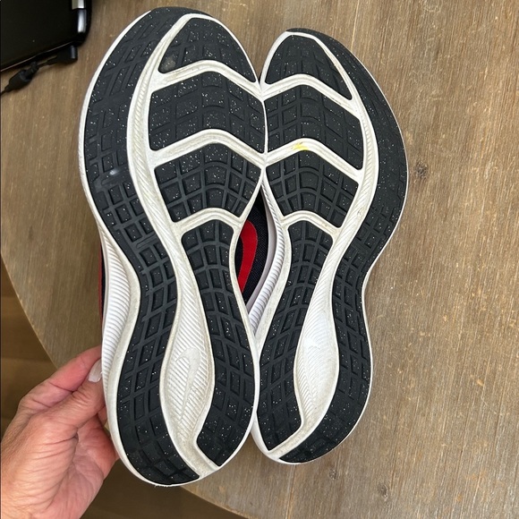 NIKE AIR Downshifter 10 Black & Red Mesh Running Shoe Sneakers Men’s US Size 8.5 - Picture 8 of 16